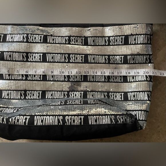 Victorias Secret Tote Sequin Bling Tote Weekender Bag Limited - Picture 7 of 10